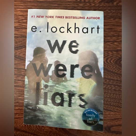 We Were Liars Book by E. Lockhart - Picture 1 of 2